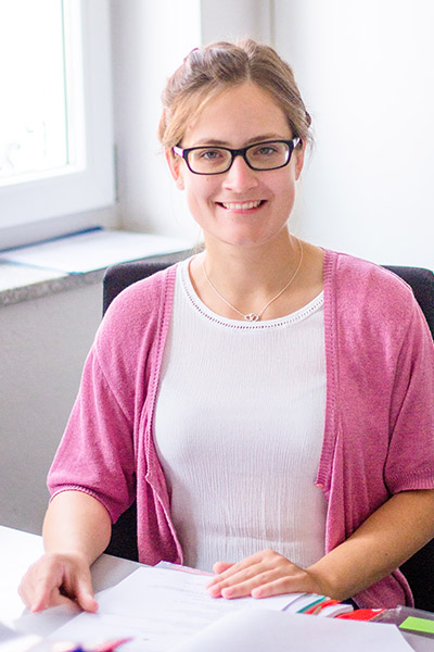 Verena Seubert, Auszubildende